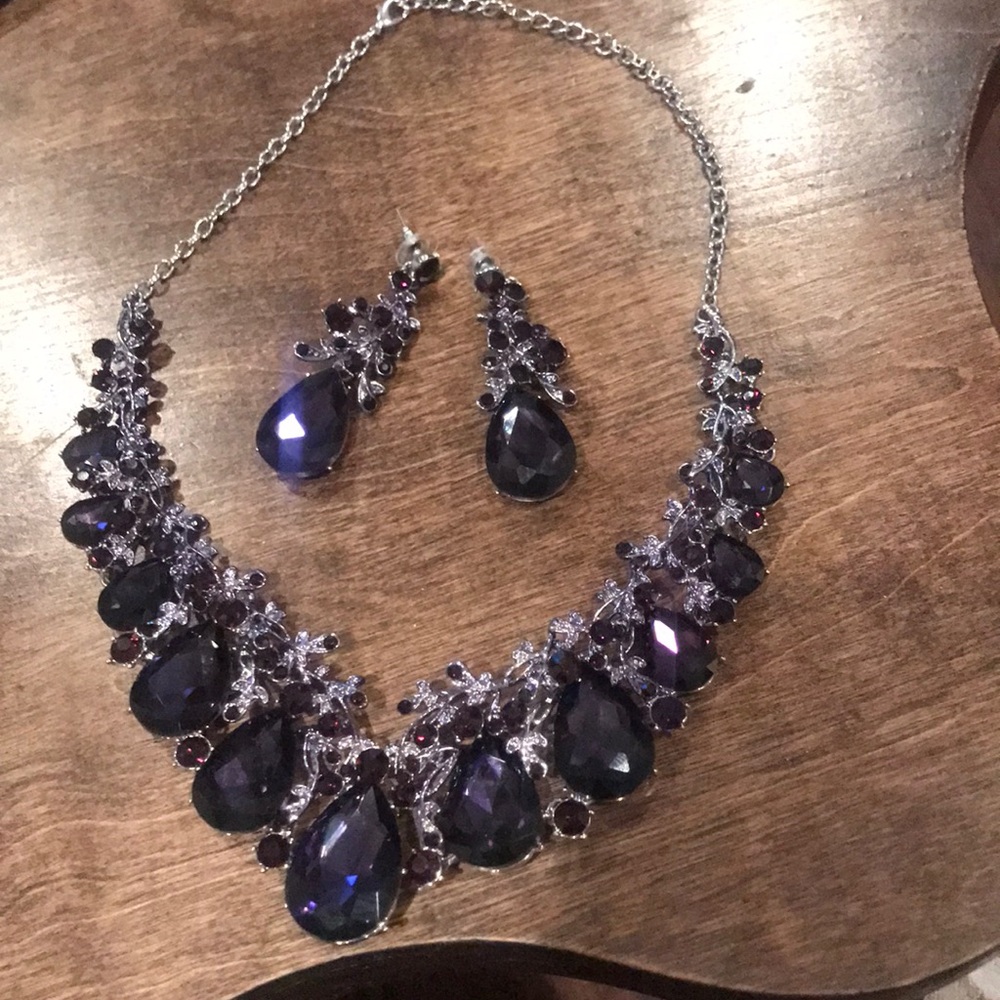 Stunning deep plum statement necklace earrings